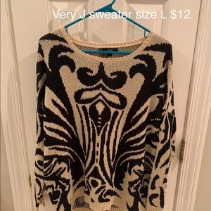 Sweater size L